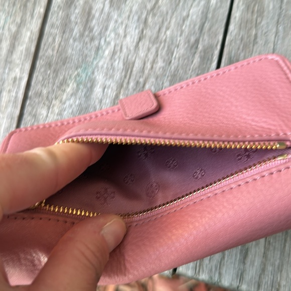 Tory Burch Rose w/Gold (Pink Magnolia Britten) Soft Leather Wallet/Wristlet - Picture 13 of 15